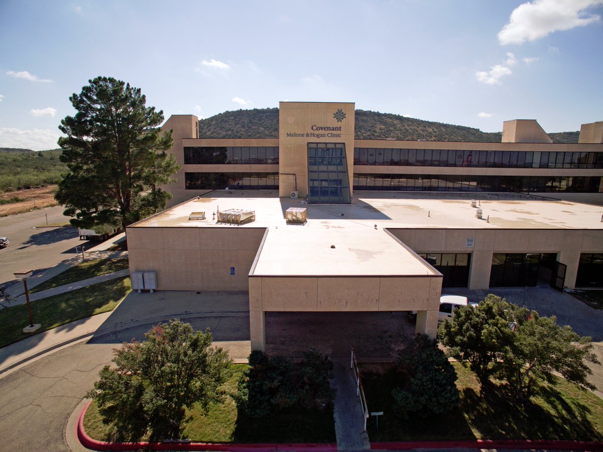 greystonebd's tweet photo. Roof and Windows complete. Remaining renovations to be complete Q1. West Texas Medical Plaza, Big Spring, TX https://t.co/3OH2c9Cdqq