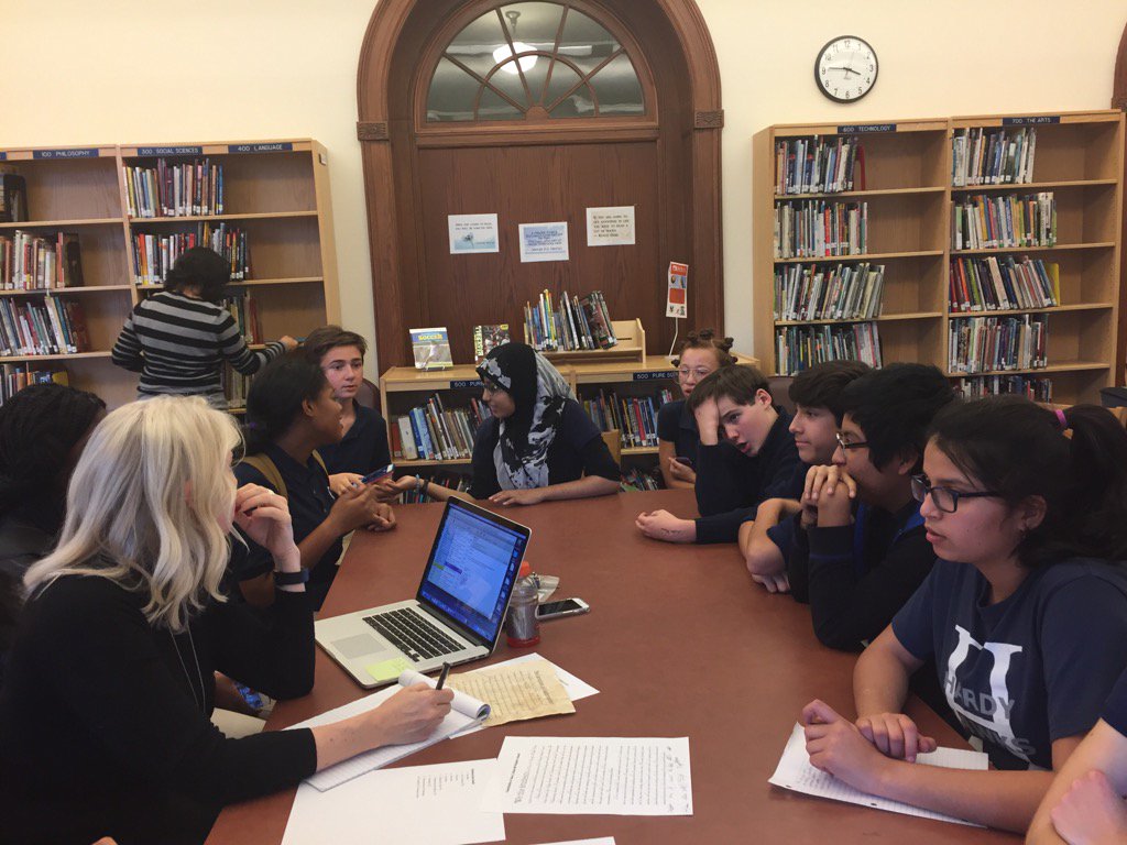 MrBHardyAP's tweet photo. founding meeting of a future @HardyMSHawks student council. https://t.co/tAIhalmQtx