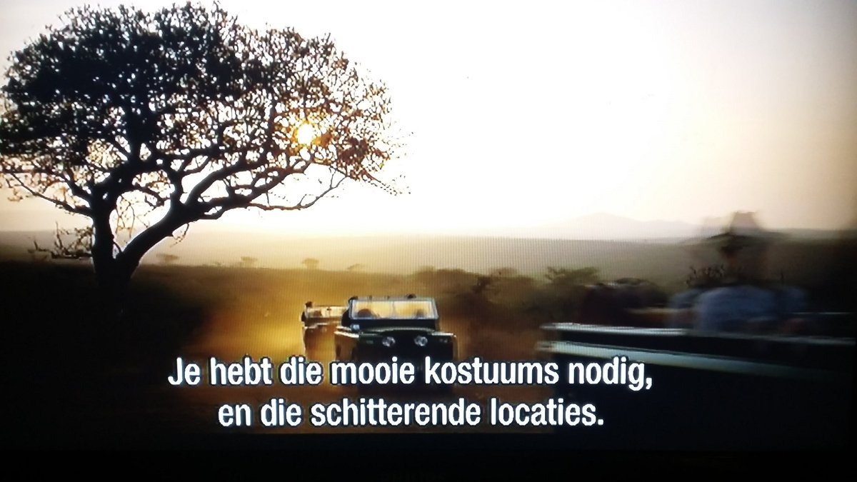 MerdyDerksen's tweet photo. #HuntingFun #movies ) new tv series: 'The Crown', high expectations! Not only due 2 #LandRovers #Series. 😆 https://t.co/qvqu7k2Te6