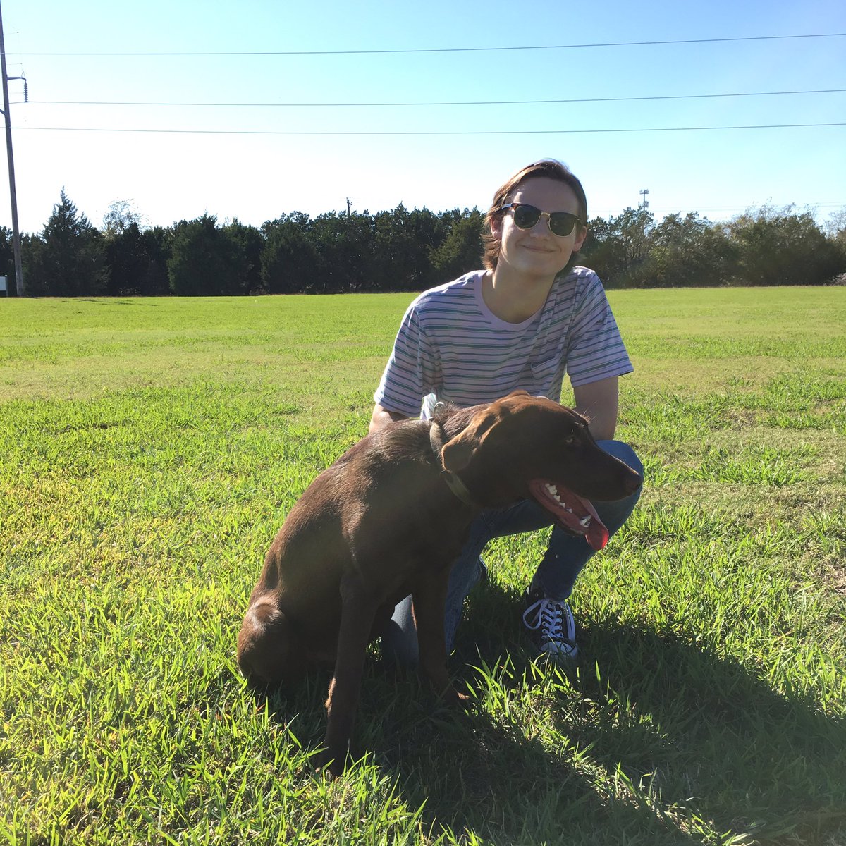IzzyLovesMeth's tweet photo. my son and his moms boyfriend 💏🐶 https://t.co/JEZnINB0CM
