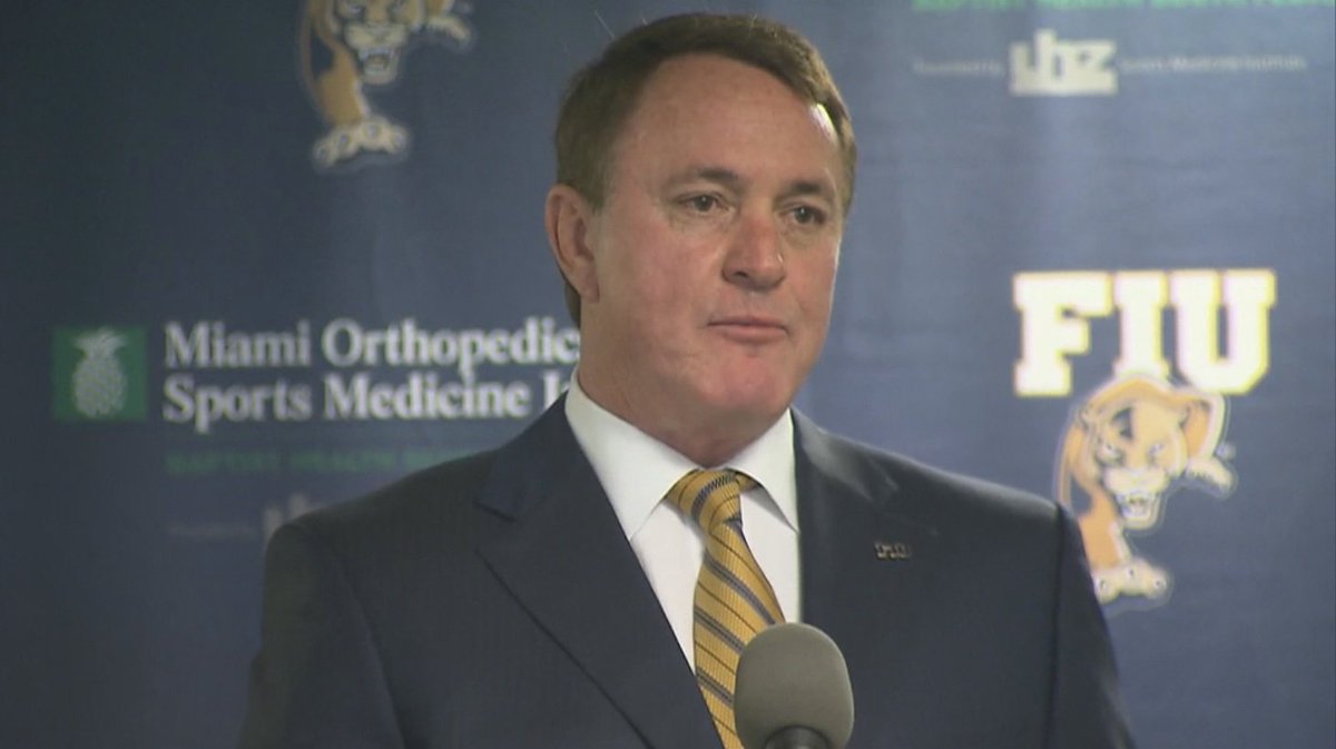 Butch Davis says the stadium at FIU won't be big enough for what he has planned... bit.ly/2fD9TRc?utm_me… https://t.co/TKzrgHj41l