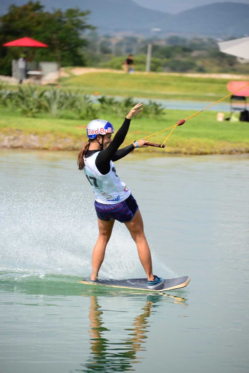 Acuaski_Acuaski's tweet photo. #WakeWorldsMex Open Ladies #Wakeskate Champion Zuzana Vrablova from #SVK with 68.33 https://t.co/HhWk7BHUNR