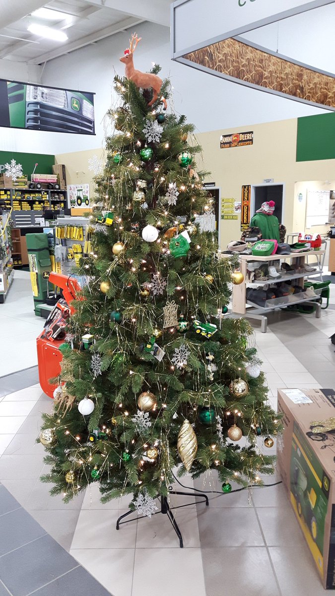 GoatGurl's tweet photo. Premier Equipment Smithville is ready for the holiday season @PremierEquip1 #Christmas #peelnreveal https://t.co/cjgiQv3NtF