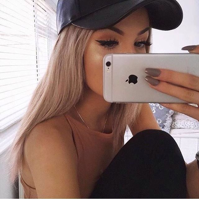 TheLayoutQueen's tweet image. layout #41. like/retweet if you love it! :)