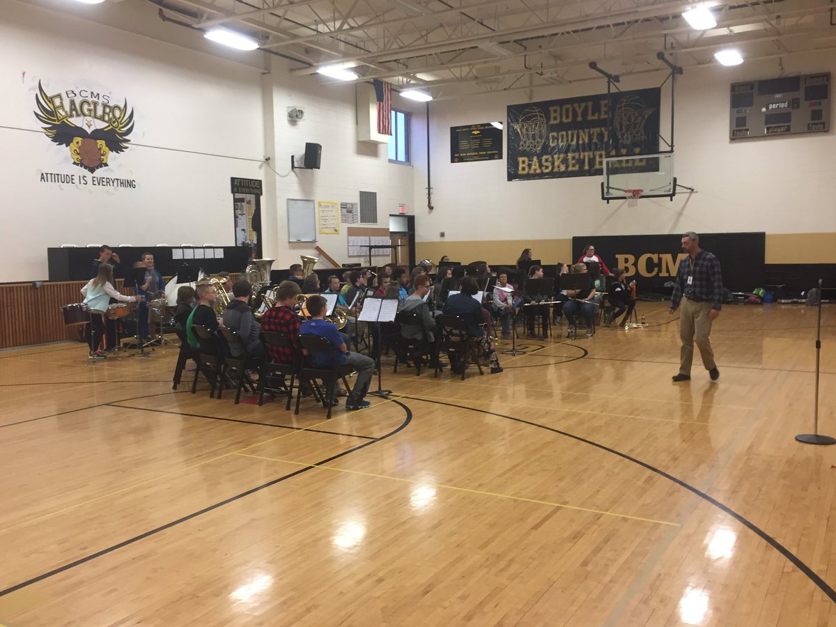 BoyleEagles's tweet photo. The BCMS band getting ready to perform #spotlightnight https://t.co/rarcKNyqsu