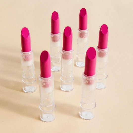 sofiklei's tweet photo. Perfect pink just for you! 💗💄💋 Humectante Natalie
.
.
.
.
.
.
.
.
.
.
.
.
.
.
#makeupworld #cosmetics #cosmeticos #sofiklei #labial https://t.co/1BUkCog92M