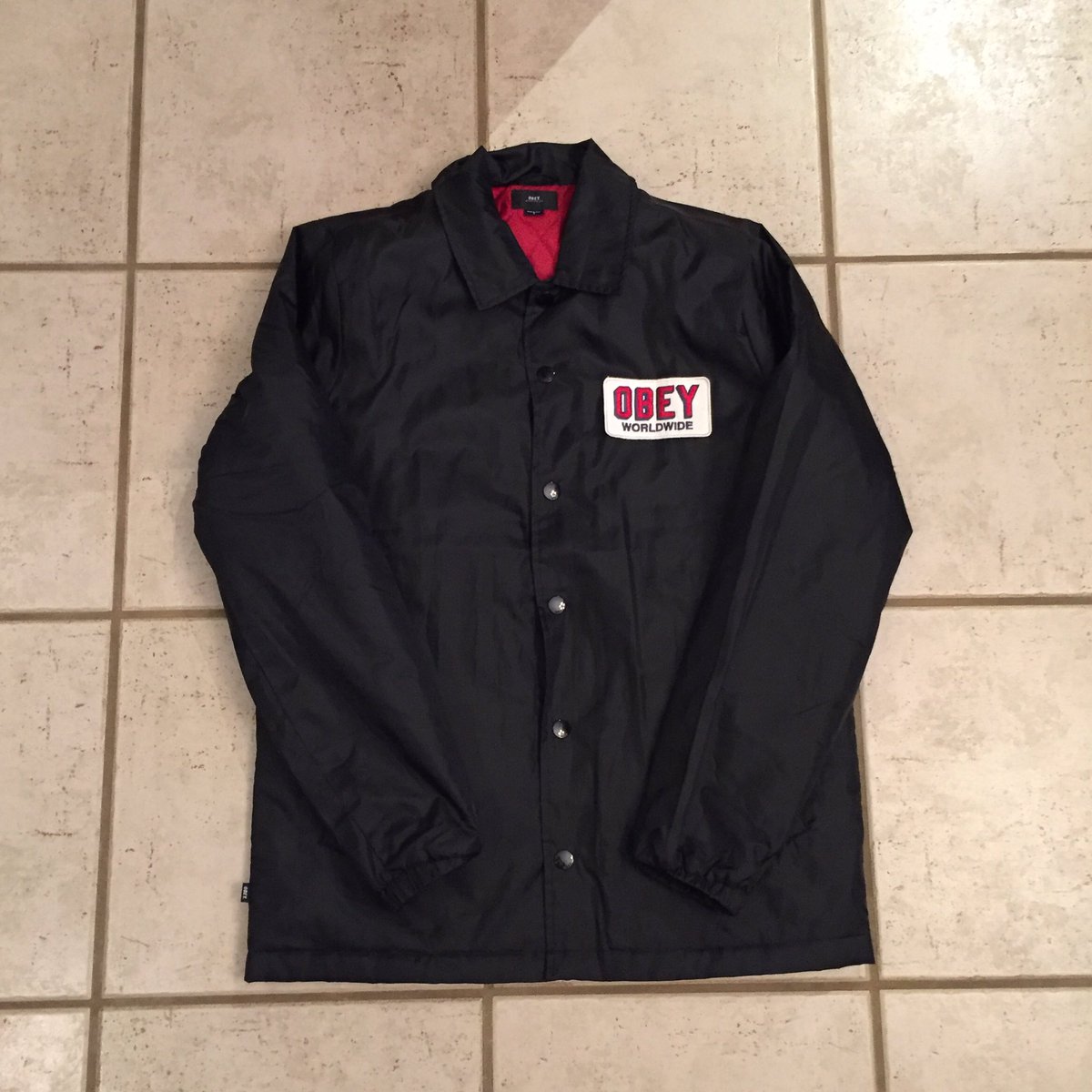 UpriseClothes's tweet photo. Obey Jacket // Size Small // $97 with Shipping // DM to claim!

#UpriseClothing⬆️ https://t.co/nI621LfnCX