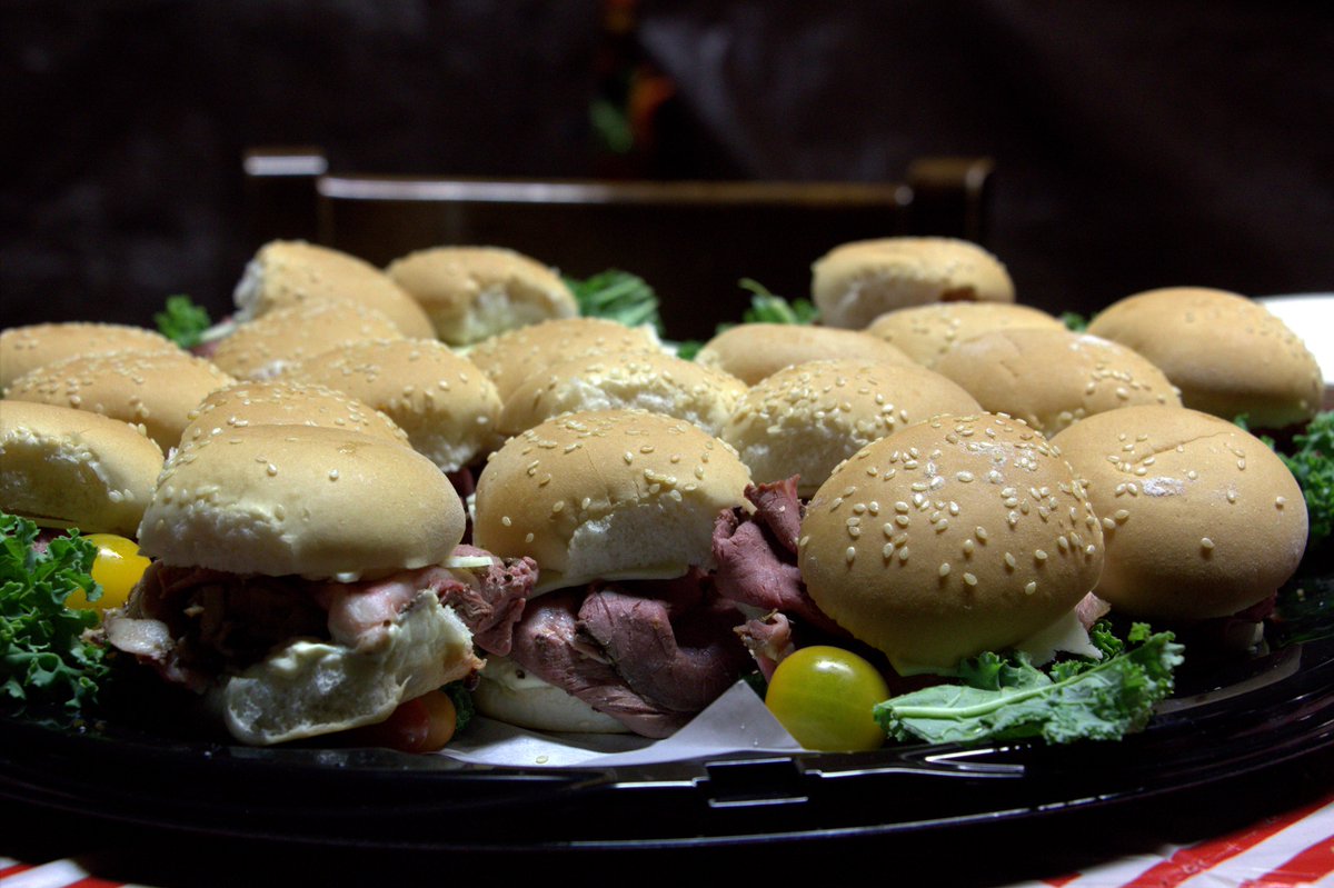 <a href="/2GreekGals/">Roula Dimakis</a> Roula and her team out doing themselves once again. So delicious, we're coming for more. Appreciate all that u do for us!