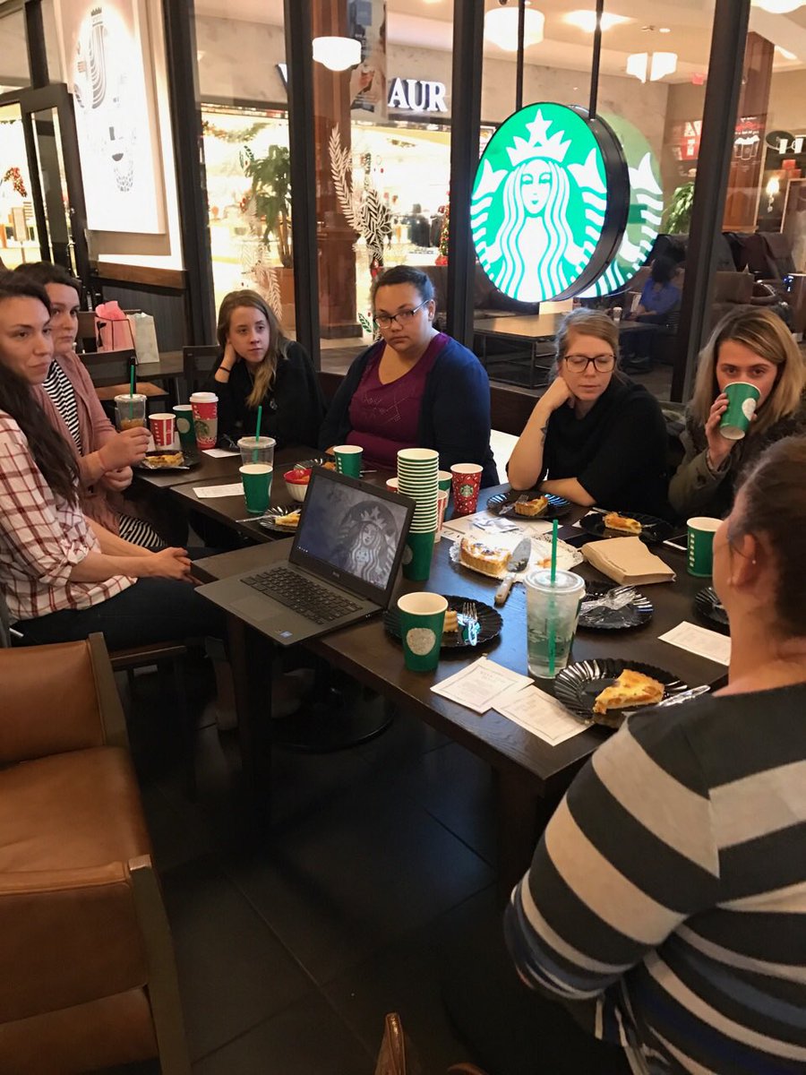 mrsjmass's tweet photo. Great local connections tonight in Columbus at our WDN PopUp event! @SBUX_WDN_TriSt @eumsted @ https://t.co/0J1LDKL21g