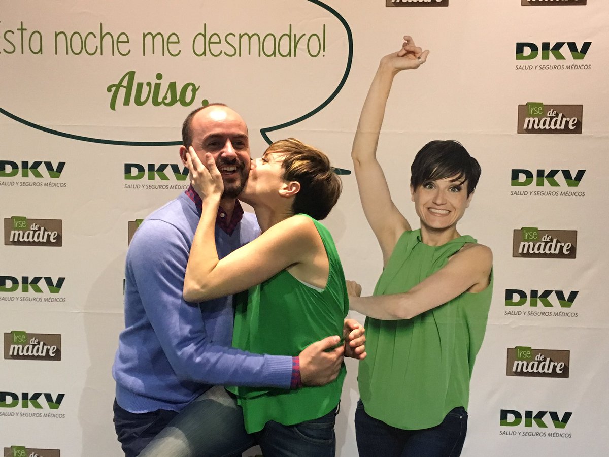 Noche de amor y humor en Barcelona..GRACIAS ES POCO. <a href="/DKVSeguros/">DKV Salud (ES)</a> <a href="/GonzaloAlcain/">Gonzalo Alcain</a> <a href="/carlosgvelaz/">Carlos G Velázquez</a> <a href="/wearegoroka/">Goroka</a> <a href="/OMD_Spain/">OMD_Spain</a> @guillefeliz