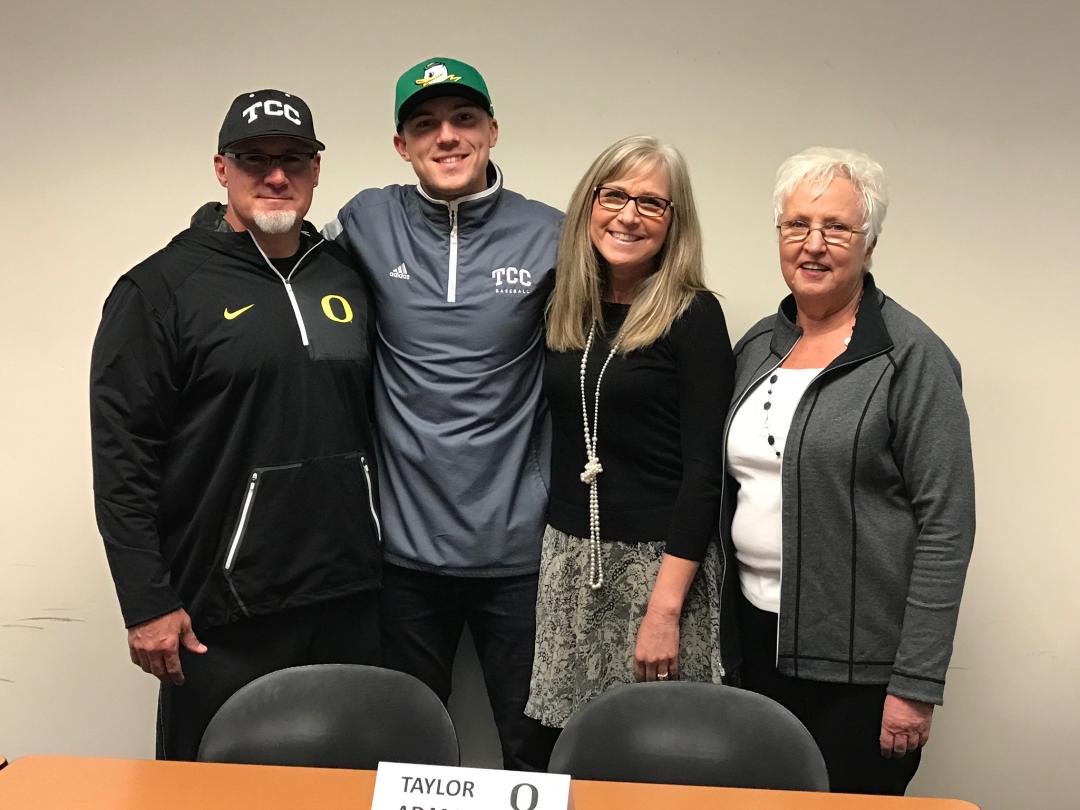 TacCCbaseball's tweet photo. Congrats to @TaylorD_Adams and his family! @OregonBaseball #RollTitans https://t.co/1u5o49vIdh