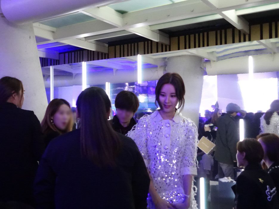 [PIC][12-11-2016]SeoHyun tham dự "Michael Kors Young Korea Party" vào tối nay CxWCSvjUQAAuW02