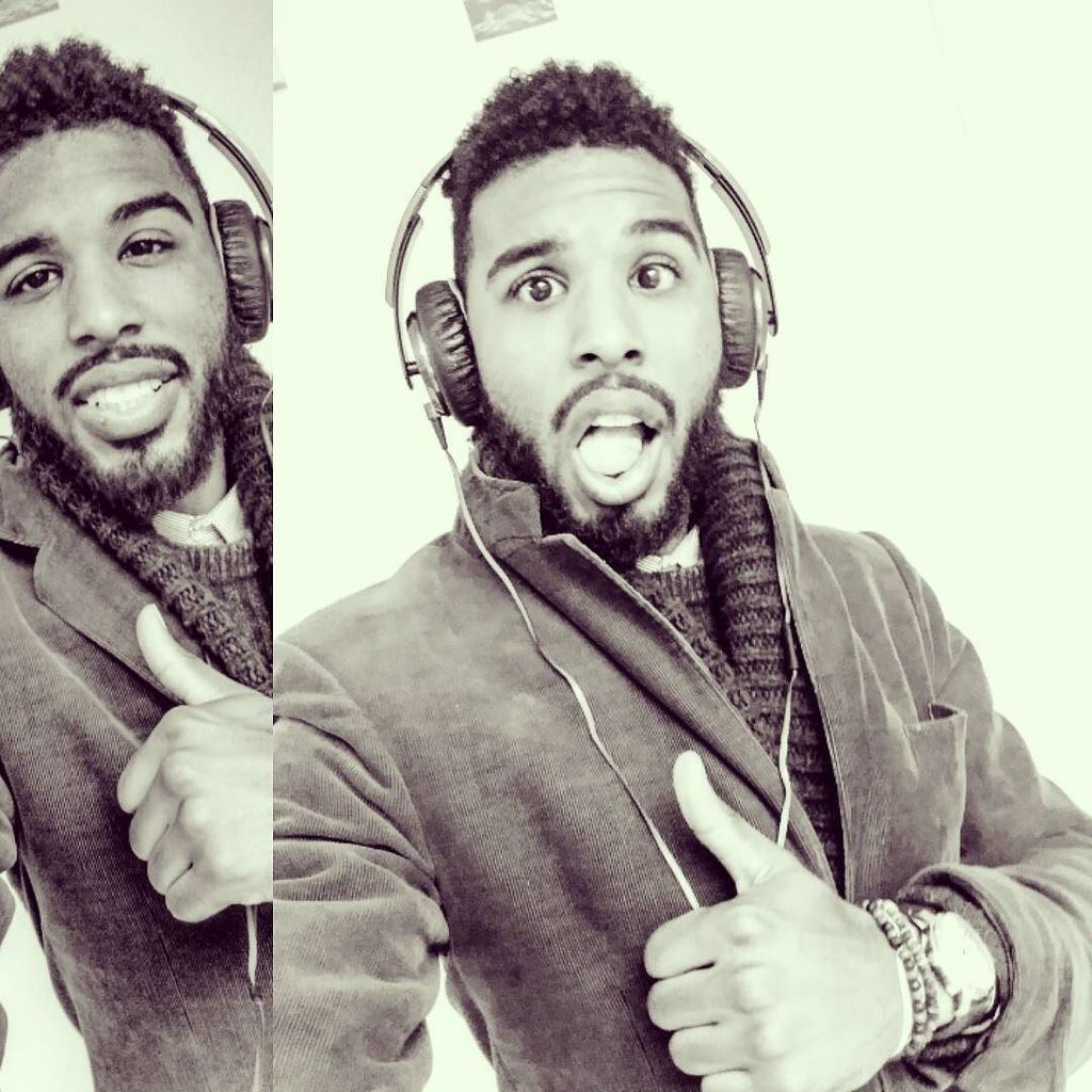 Marc_Prada's tweet photo. Watch out bruh, you too serious- #SelfSelfie #innerchild chit lol 💪 that's my #manz https://t.co/GXIlezH2Fc https://t.co/GqOvR6TTRp