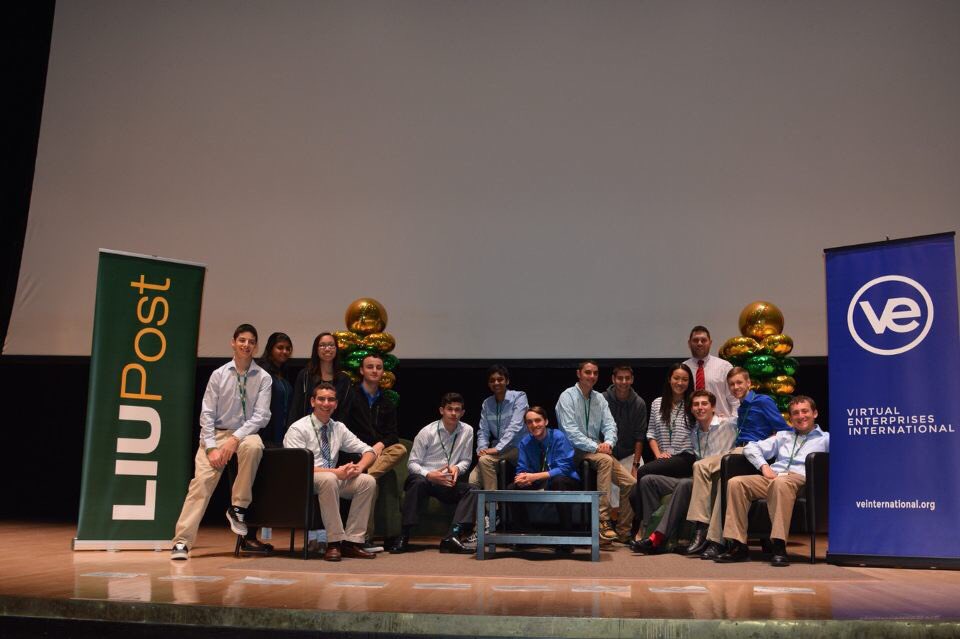 FlipChip_'s tweet photo. Flip Chip at LIU Post after placing 2nd in the Elevator Pitch Competition @VEInternational https://t.co/1h51yY8yfq