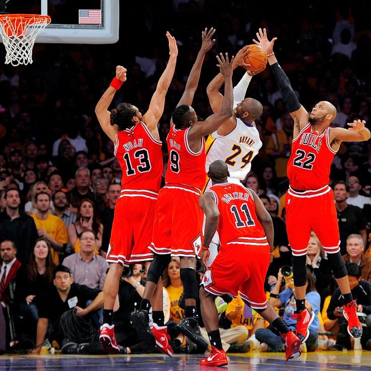 kobe shooting over 4 defenders