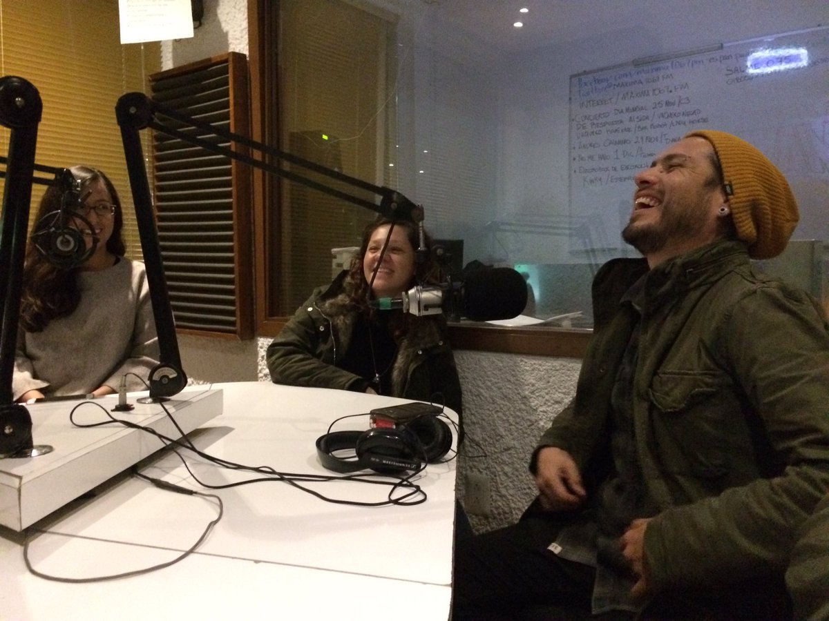 MAXIMA1067FM's tweet image. Ya está @StickyGoat en cabina del #electrorock de @Electrolit