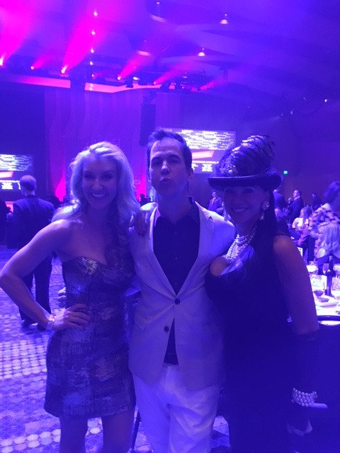 CarmelSongwrite's tweet photo. Great songwriters @mistyloggins @JTXROCKSTAR @NashSongwriters #jtharding #mistyloggins #blakeshelton #keithurban #christinacarmelsongwriter https://t.co/pW6cIQrX7J