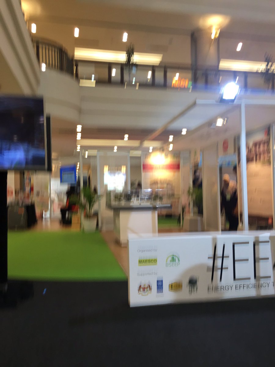 pandnganiklas's tweet photo. #EE4LIFE Energy Efficiency Technogy Showcae 2016 by DS KPKR @JKRMalaysia @MOWorks @RoslanMdTaha https://t.co/Z15jFKSkNe
