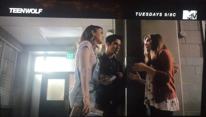 StydiaNews's tweet image. [UPDATE] "You don't just forget people, they leave things behind." Lydia Martin in the extended Season 6 first look