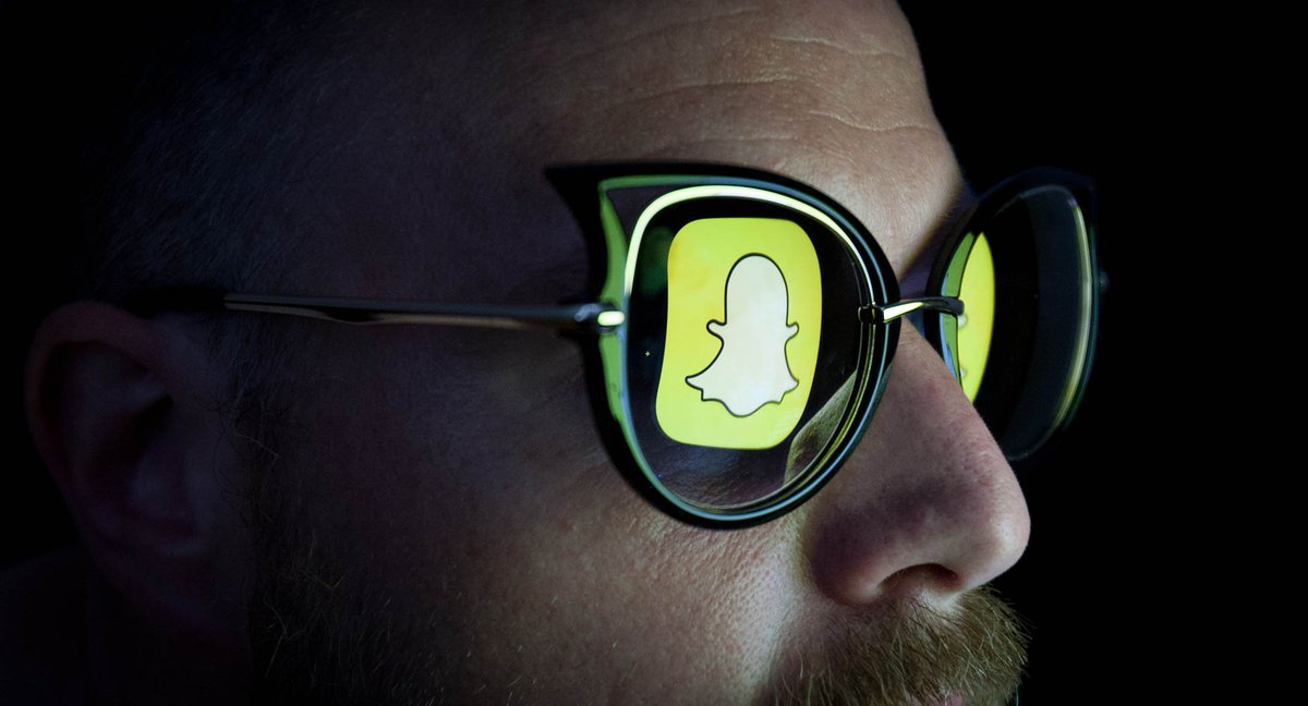 business's tweet photo. Snapchat has filed confidentially for an IPO, targeting a valuation of up to $25 billion https://t.co/qy0tOZaPyS https://t.co/TWEoA5vQQh