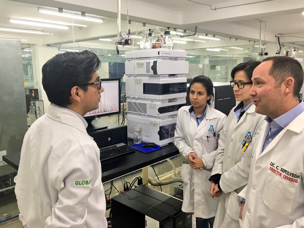 JLRomoCruz's tweet photo. Hoy visitamos el laboratorio de @Agrolab; una empresa #OrgulloHidalguense que cuenta con tecnología de punta para el análisis de alimentos. https://t.co/bkB6Oe1R53