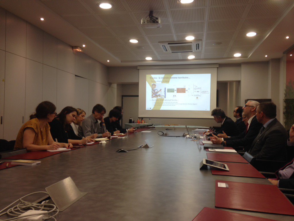 VinceDerrien's tweet photo. Conf. de presse #yncrea : Présentation des écoles à l'international et du #Bachelor International Yncréa. https://t.co/jrnp8C75DR