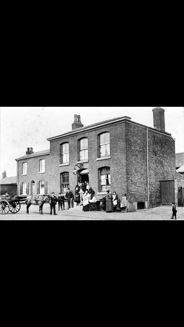 Angie (@angieshepherd13) on Twitter photo <a href="/TheParkMonton/">The Park, Monton</a> 142 Monton Road. The Park Inn circa 1900. Later rebuilt as The Park Hotel <a href="/TheParkMonton/">The Park, Monton</a> 142 Monton Road. The Park Inn circa 1900. Later rebuilt as The Park Hotel