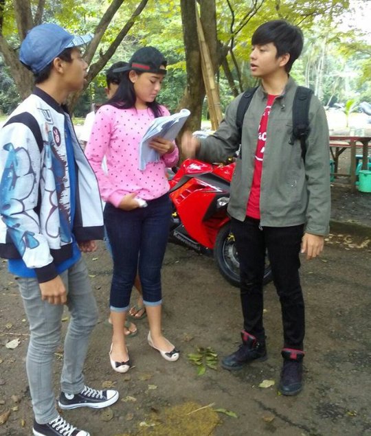 Roman Picisan ٹوئٹر پر Etttt Lagi Pada Di Syut Dihutan Nih Haha Anggaaldi 16 Amandamanopo Bastiansteel Milseason2