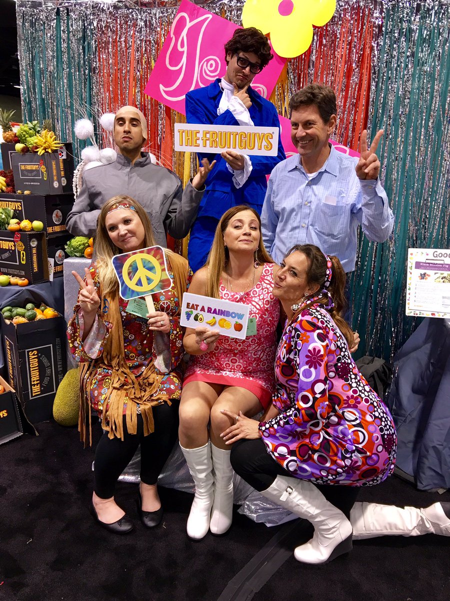 ThePicsStop's tweet photo. GROOVYLICIOUS of a time with @fruitguys team at this year's #CSNA2016 ! Thank you for having our crew capture some #photoboothfun! #yeahbaby https://t.co/OLaHCEs5rO