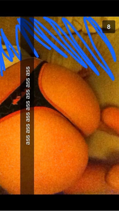 alexass05's tweet photo. De bon matin :) concour des plus belles fesses amateur :) récompense a la fin $
RT un max 
Snap: alexass05 
#BrunoFunRadio #snapcoquin #sexy https://t.co/VGkcN2C3eL