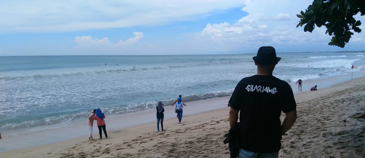 My Trip "Mengejar Cinta Abadi" @FilmSilariang di Pantai Kuta Bali
<a href="/bismakarisma/">BISMA KARISMA</a> 
<a href="/andsur/">Andania Suri</a>