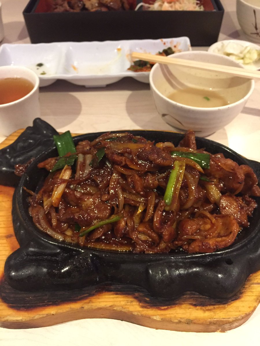 mitchelps4's tweet photo. Food😋 https://t.co/MJp3nuKtKZ