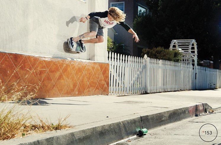 toymachine's tweet photo. Dan Lu white picket shred 2 grind 🏡
📷: @sammullerphoto | @SkateboardMag https://t.co/cs5XaT6yo2