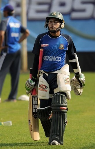 vCricketBD's tweet photo. Mushfiqur Rahim smashes 1000-run barrier in BPL, Read more 
https://t.co/7XX3VaIfYV https://t.co/OauoKc6kJM