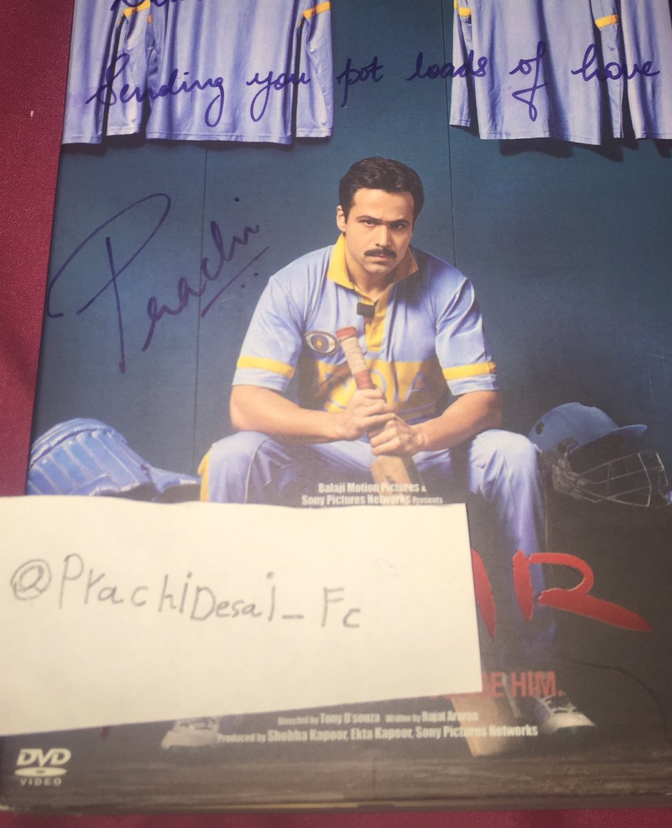 @viucw مبروووك تستاهلين !! اكثر وحده تدلع فانزها
انا رسلت لي DVD فلم ازهر وعليها توقعيها 😍
<a href="/PrachiDesai_Fc/">Prachi Desai FC  🌐</a> اكاونتي الثاني*