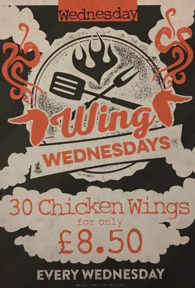 LancerLeighton's tweet photo. Feeling a challenge.... come and try our Chicken Wings and Naga sauce! Warning hysterical crying may occur. #lancerleighton #sohot #mandown https://t.co/JFFuZnTCN6
