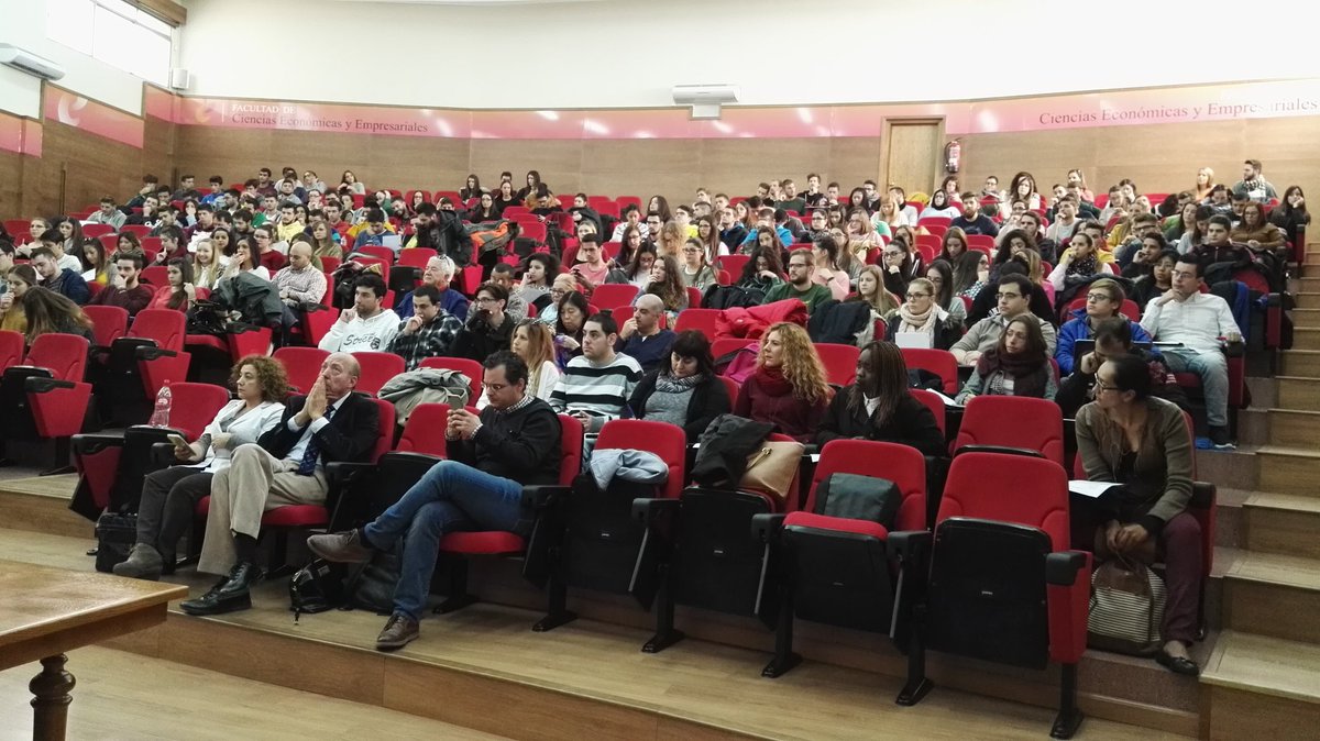 cefUGR's tweet photo. Preparados para disfrutar de las conferencias de creación de #empresas con @hiit4all y @10WiFies en la @FcceeUgr 🙌
#emprendeugr https://t.co/DkPKqWJFWM