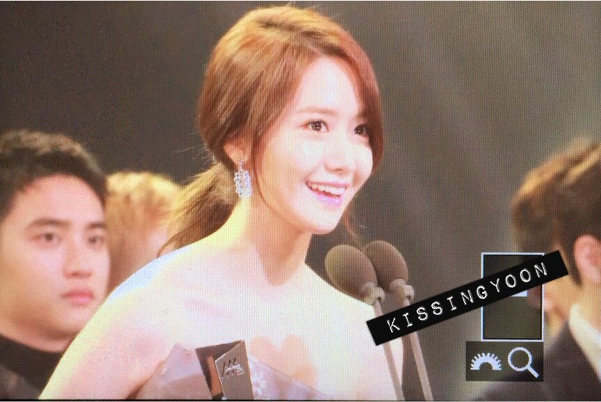 [PIC][16-11-2016]YoonA tham dự "'2016 Asia Artist Awards (AAA)" tại "Kyung Hee University Grand Peace Palace" vào tối nay CxX_tT2UoAAXgWN