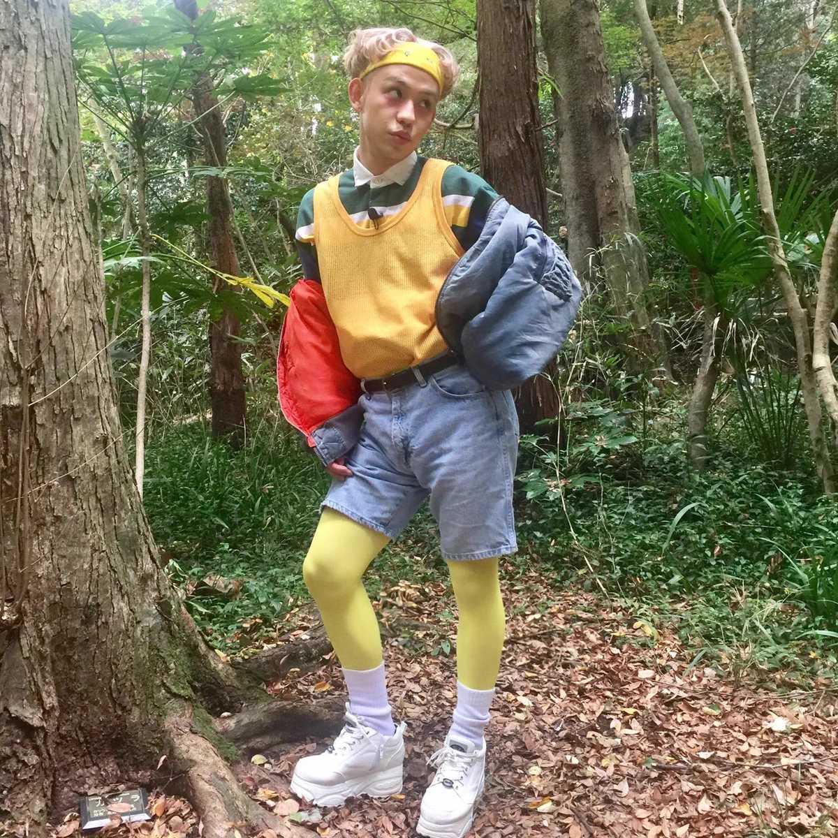 え…心霊写真？りゅうちぇるの写真、背後になんかヤバイのいるんですけどｗｗｗ