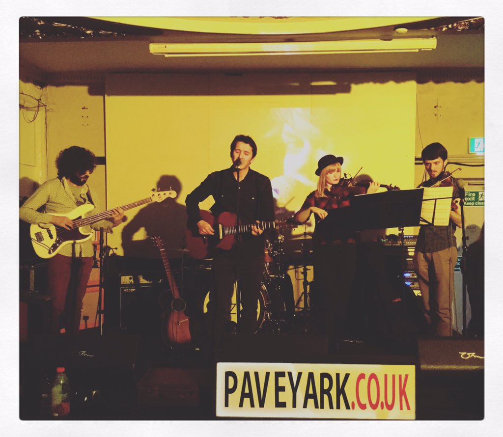 Last night's Sesh <a href="/theseshhull/">The Sesh</a> <a href="/PolarBearHull/">The Polar Bear</a> <a href="/lazloband/">LAZLO</a> <a href="/DePHOT_MUSIC/">DePHOT</a> @paveyark <a href="/noplacelikeHull/">No place like Hull .</a>