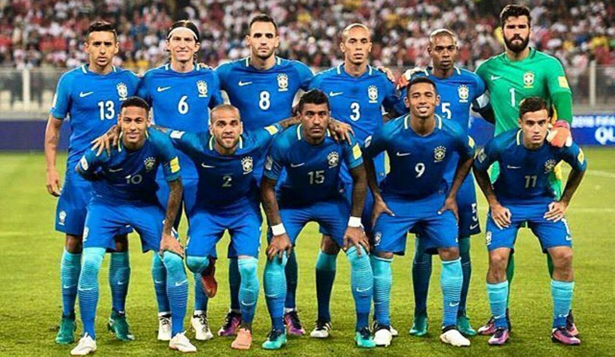 ATLiverpool_'s tweet photo. Coutinho and Brazil won 2-0 vs Peru 🔴

He came off in the 85th min while Firmino was an unused substitute 👌 #LFC https://t.co/zN0AA8jxB1