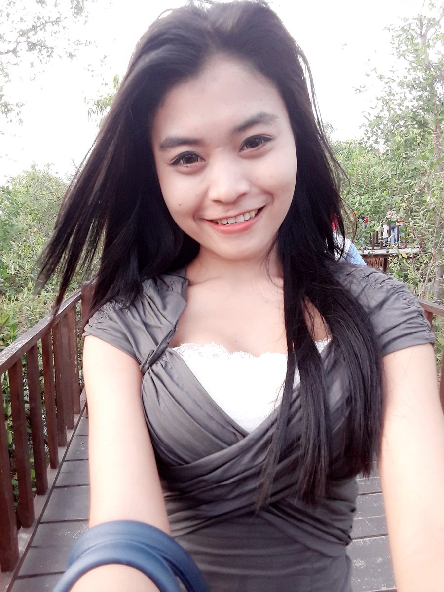 diyahjava18's tweet image. Bahagia itu sederhana kok hhhh...