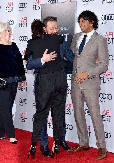 JamesMcAvoyRUS's tweet photo. #JamesMcAvoy #AnyaTaylorJoy #blbuckley #MNightShyamalan #JasonBlum #Split #AFIFest #AFIFEST2016 #TCLChineseTheater #screening #LosAngeles https://t.co/nvwDlKHRXV