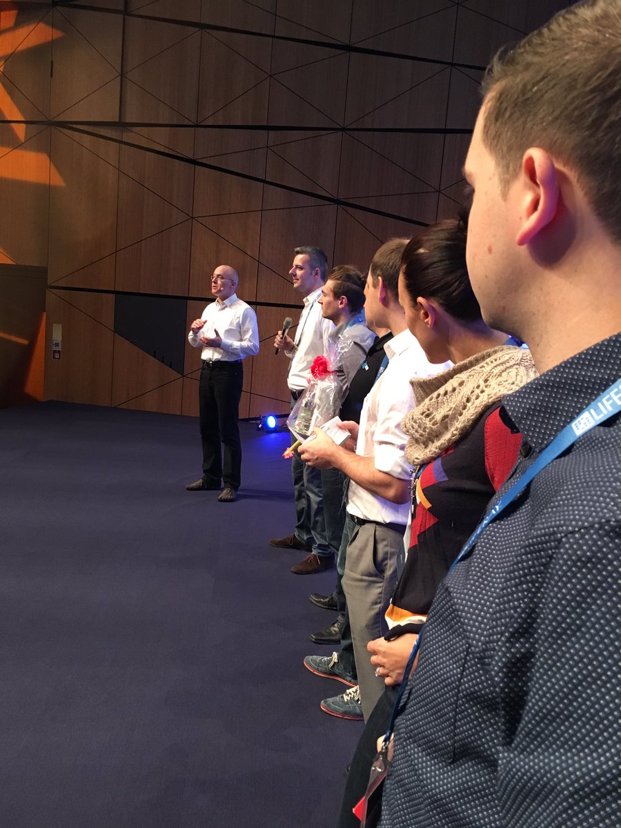 RedTreeECM's tweet image. Handing out a Raspberry Pi 3 starters kit to the winner of our Barrel Slide Game. Happy tinkering! #LRDEVCON