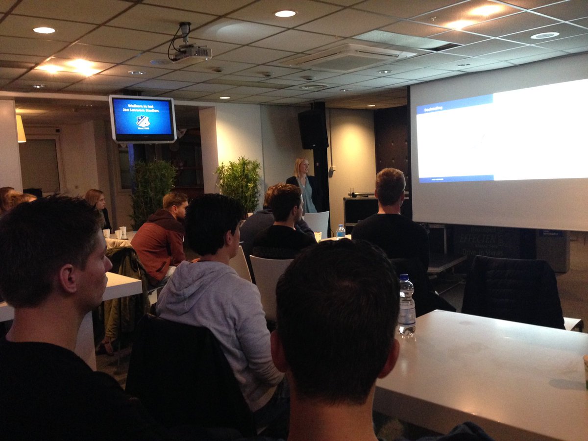 robertkok67's tweet photo. Workshop door @KNVBExpertise @Fanengagement_  @SPECO https://t.co/U7W0HPZZoP