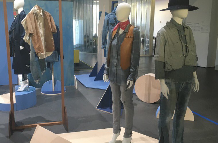 The best that the denim has on offer around the world for Spring/Summer 2018

carvedinblue.lenzing-fibers.com/ss18/