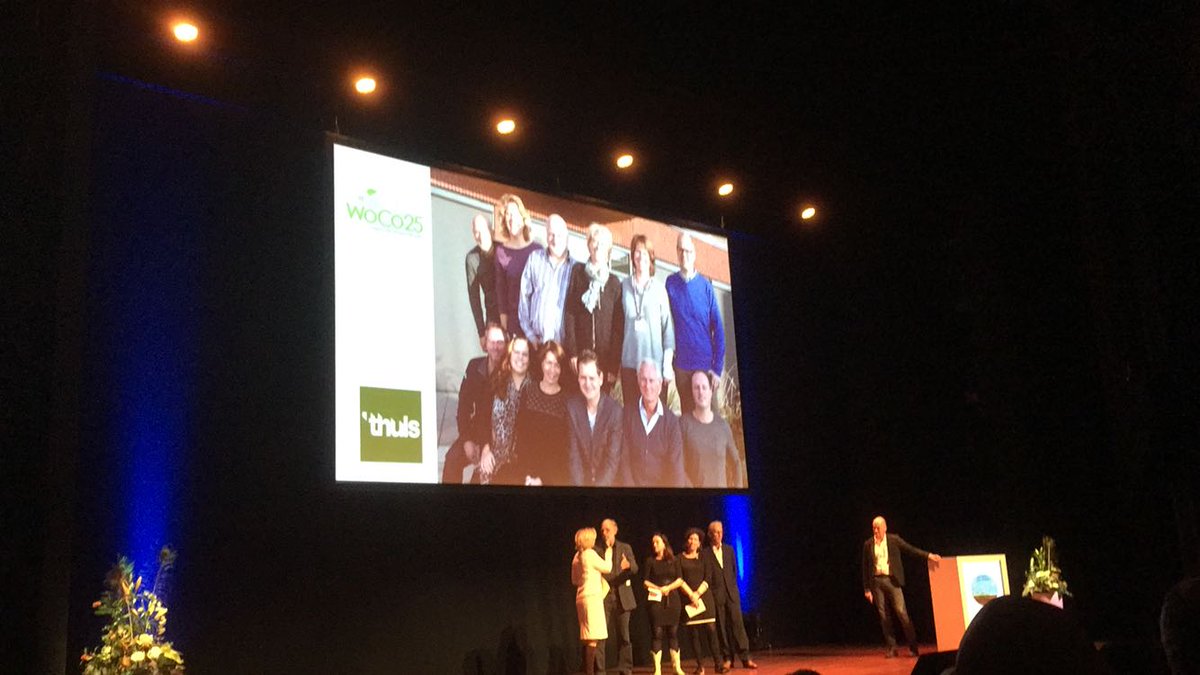 suzannewacanno's tweet photo. 'thuis podiumplek koplopers in duurzame ontwikkeling. Resultaat van ijzersterke team-aanpak. terecht gewaardeerd. Gefeliciteerd! #WoCo25 https://t.co/SlAe8e6wlY
