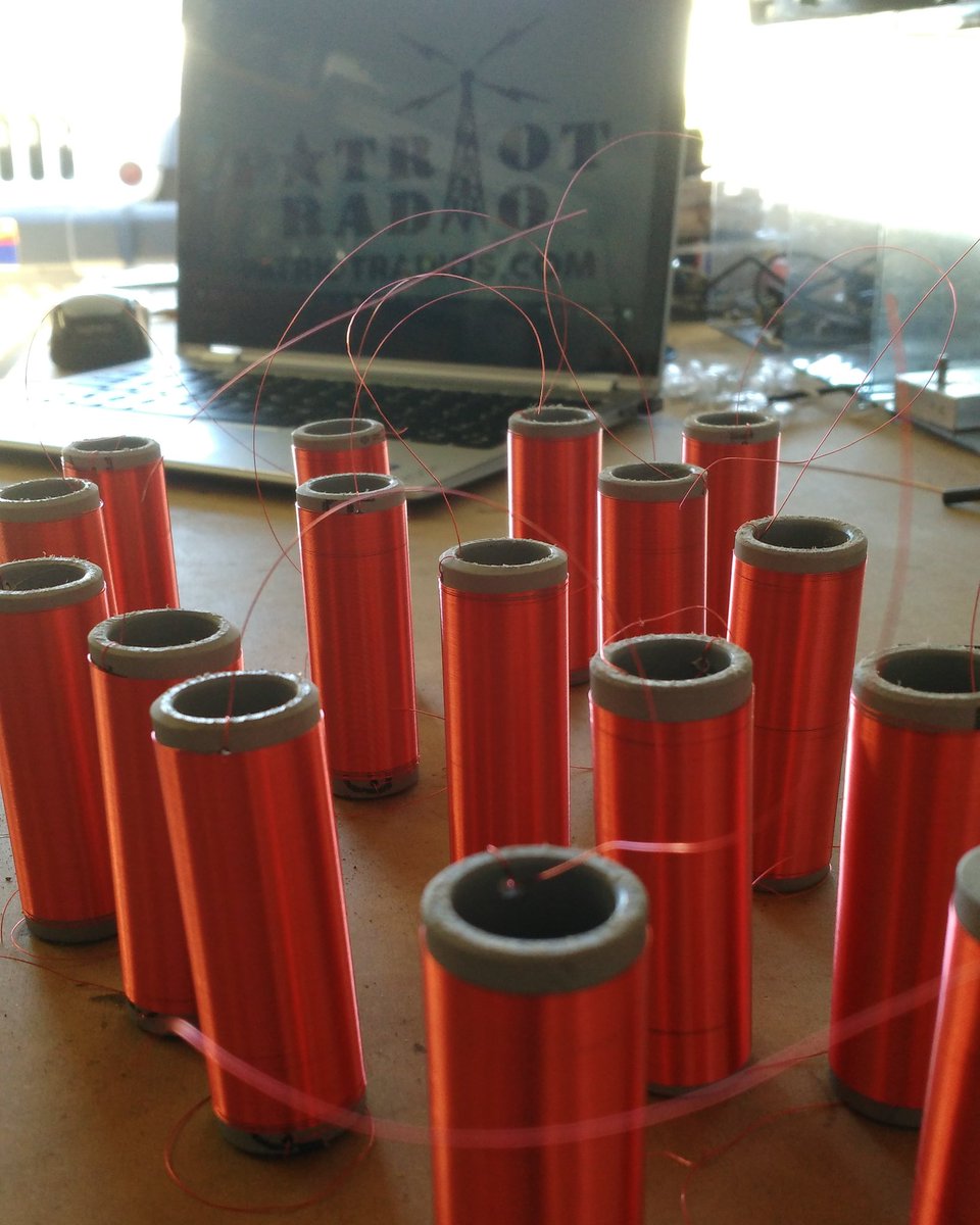 DavidNojaim's tweet image. Working on some nice hand wound coils for Patriot Radios
#foxholeradio #listenclose #wtshtf #passive #amreciever