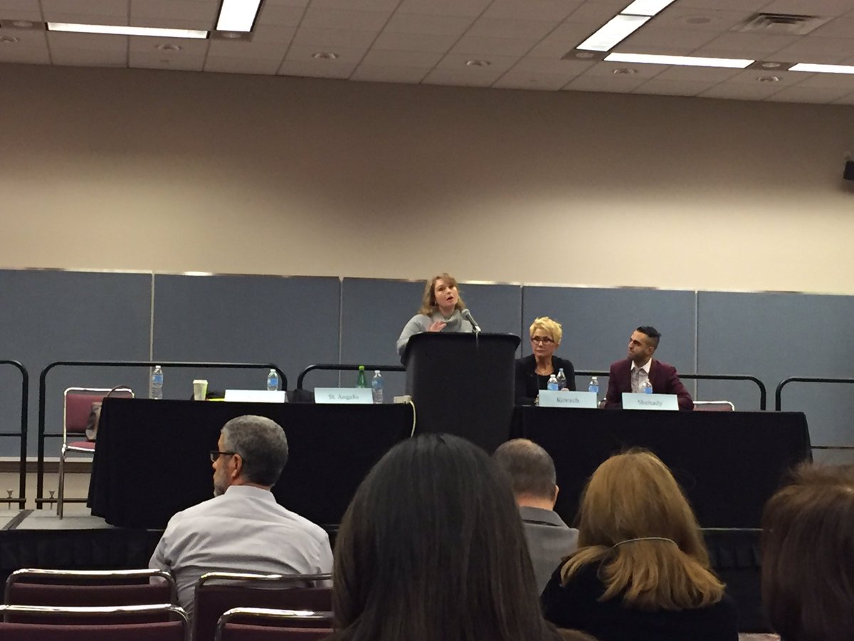JCSmallBiz's tweet image. &apos;Developing a Successful Social Media Plan&apos; session at NJ League of Municipalities. #dynamiccontent #beasource #jcsmallbiz #jcmakeityours
