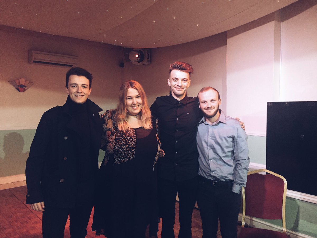 MelsJukebox's tweet photo. I had a great time chatting to @TinyFoldsBand at @The_UMAs! 🙃
You can now read the full interview here: https://t.co/q89GfKl0TU
#UMA16 https://t.co/EWUiwBEQUA